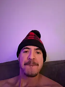 VicS119717 online show from 03.16.25