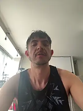 VicS119717 online show from 04.19.26