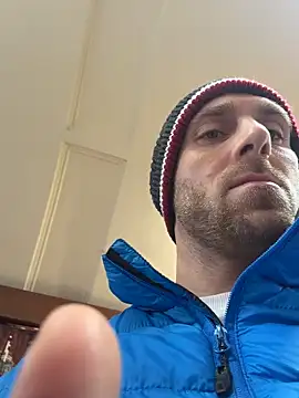 Snapshot of trainwithme chatting on 12.17.25 trainwithme online show from 12.17.25