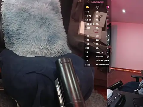 Snapshot of Aaron_malikk chatting on 11.13.25 Aaron malikk online show from 11.13.25