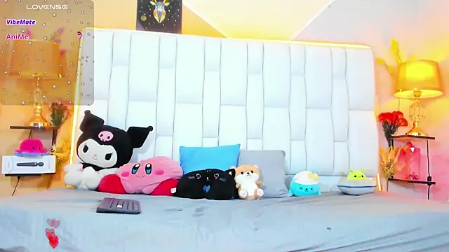 Snapshot of cherryboom23 chatting on 11.18.25 cherryboom23 online show from 11.18.25