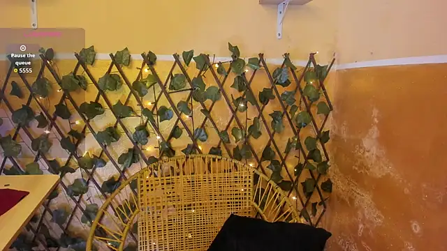 Snapshot of dirtyBBWplay chatting on 11.22.25 dirtyBBWplay online show from 11.22.25