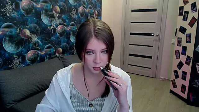 Snapshot of GinnyBlacky chatting on 11.17.25 GinnyBlacky online show from 11.17.25