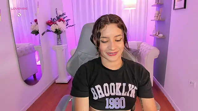 hanna mils online show from 06.19.26