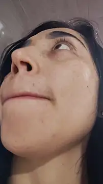 Snapshot of Elowyn chatting on 02.12.26 Elowyn online show from 02.12.26