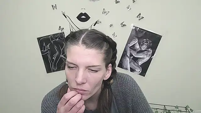 VanessaRey  online show from 03.19.25