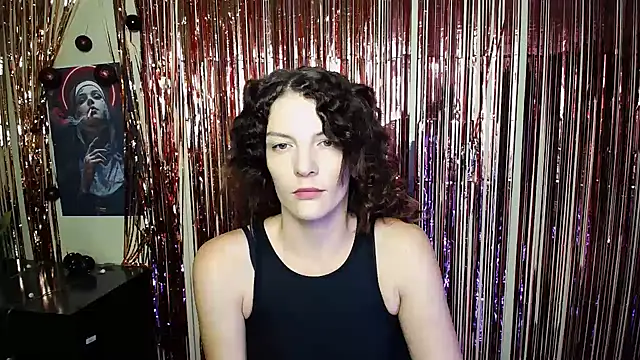 VanessaRey  online show from 10.06.25