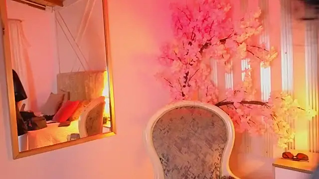 angelinarouse  online show from 07.25.26