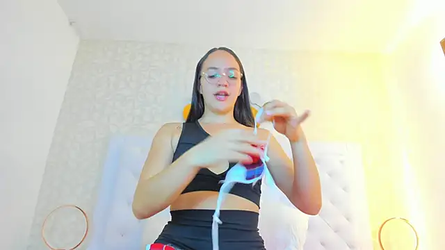 debora scoot online show from 12.15.25