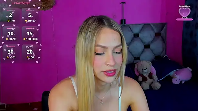 Snapshot of hanna_tss chatting on 12.23.25 hanna tss online show from 12.23.25