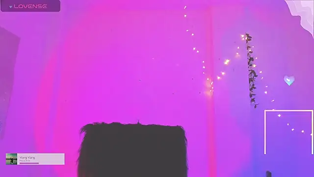Gia Blair online show from 04.27.26