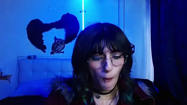 goth minerva online show from 09.18.25