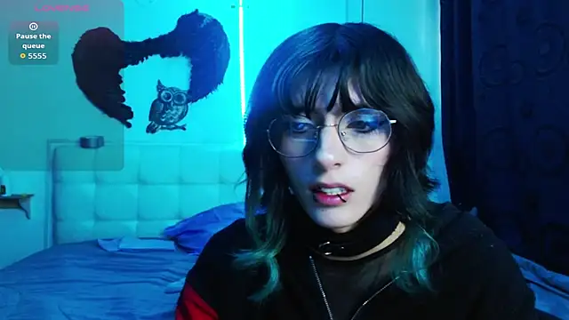 goth minerva online show from 09.19.25