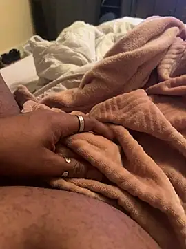 holestras online show from 03.18.25