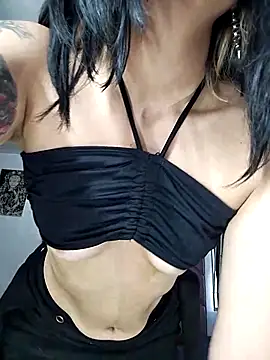 KARINNA  RAVEN online show from 04.25.26
