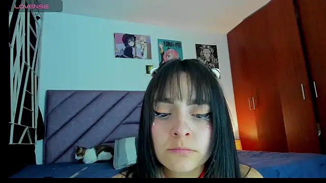 KARINNA  RAVEN online show from 05.17.26