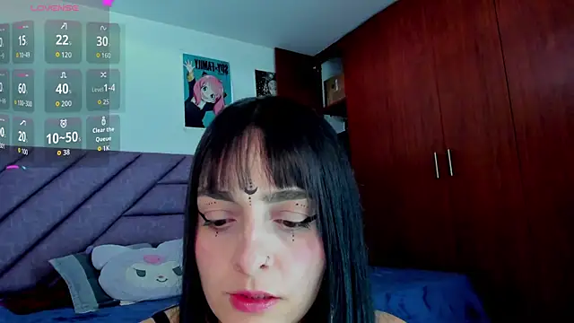KARINNA  RAVEN online show from 08.01.26