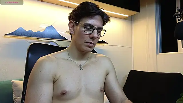 Almiboys online show from 03.19.25