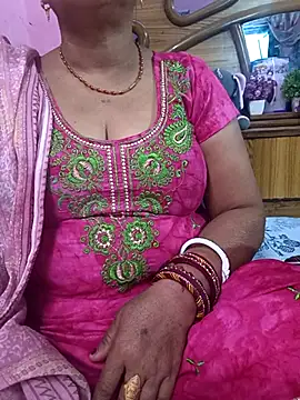 Snapshot of Sanjana-bhabhi chatting on 03.23.25 Sanjana-bhabhi online show from 03.23.25