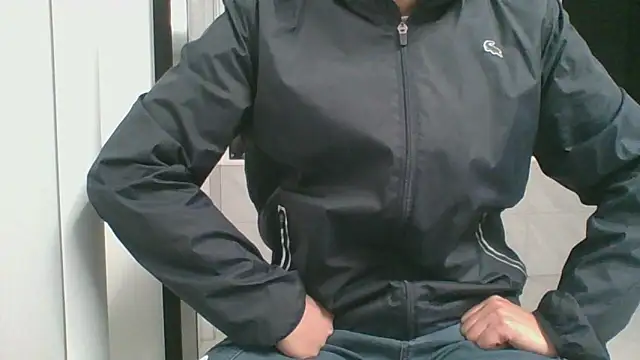 Snapshot of nole_china7 chatting on 10.22.25 nole china7 online show from 10.22.25