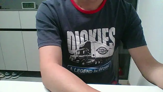 Snapshot of nole_china7 chatting on 11.13.25 nole china7 online show from 11.13.25