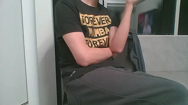 Snapshot of nole_china7 chatting on 12.04.25 nole china7 online show from 12.04.25