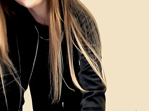 Doll Angelina online show from 09.23.25