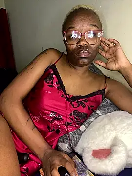 Snapshot of YummyMelanin117 chatting on 01.11.26 YummyMelanin117 online show from 01.11.26