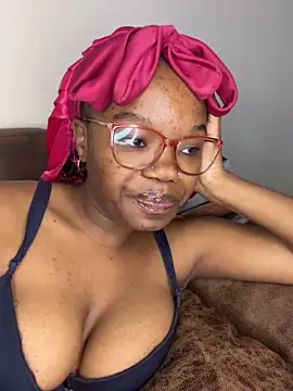 YummyMelanin117 online show from 04.24.26
