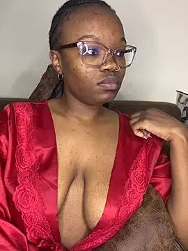 YummyMelanin117 online show from 06.19.26