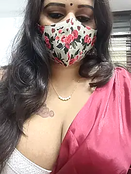 Snapshot of aparna99 chatting on 11.23.25 aparna99 online show from 11.23.25