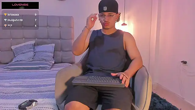 samxx muscle online show from 10.25.25