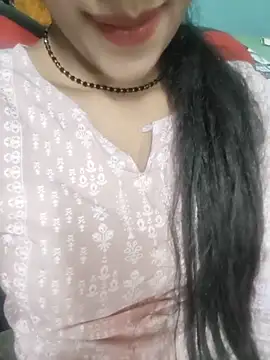 Snapshot of Eshwari_Chopra chatting on 06.13.26 Eshwari Chopra online show from 06.13.26
