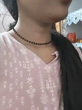 Snapshot of Eshwari_Chopra chatting on 06.18.26 Eshwari Chopra online show from 06.18.26