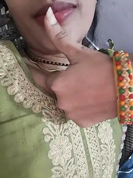 Snapshot of Eshwari_Chopra chatting on 07.10.26 Eshwari Chopra online show from 07.10.26