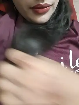 Snapshot of Eshwari_Chopra chatting on 07.19.26 Eshwari Chopra online show from 07.19.26