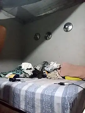 Snapshot of Tiococo420 chatting on 11.07.25 Tiococo420 online show from 11.07.25