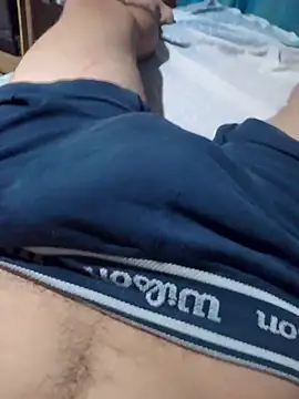 Snapshot of Tiococo420 chatting on 11.12.25 Tiococo420 online show from 11.12.25