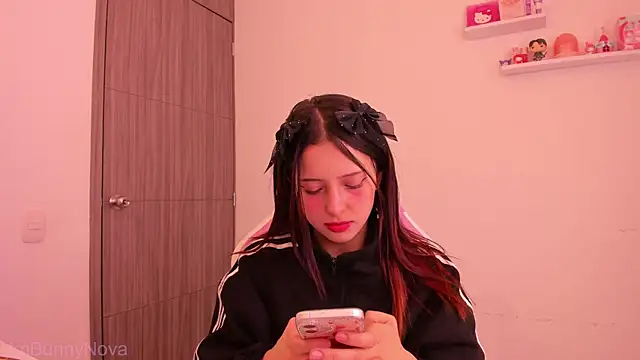 Snapshot of ImBunnyNova chatting on 06.15.26 ImBunnyNova online show from 06.15.26