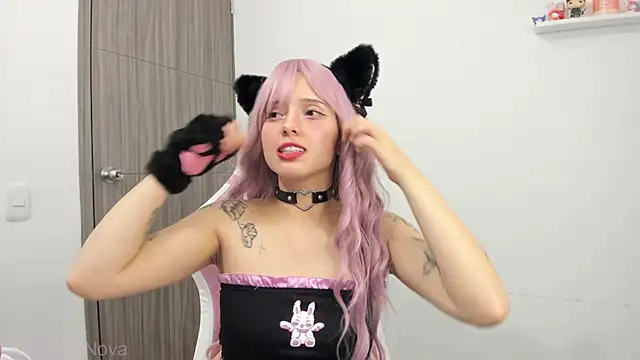 Snapshot of ImBunnyNova chatting on 06.18.26 ImBunnyNova online show from 06.18.26