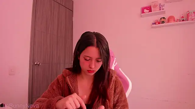 Snapshot of ImBunnyNova chatting on 08.06.26 ImBunnyNova online show from 08.06.26