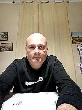 Alexis Bull online show from 12.21.25