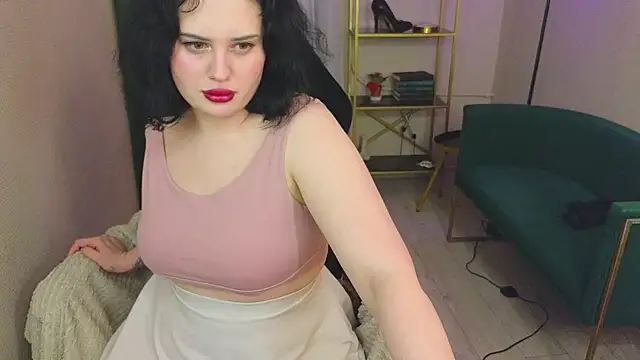 Lucy Cherie online show from 03.21.25