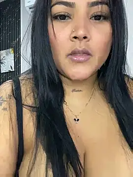Snapshot of sashaoficial_ chatting on 06.30.26 sashaoficial online show from 06.30.26