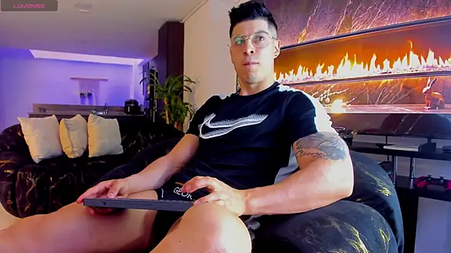Lukas Green online show from 04.27.26