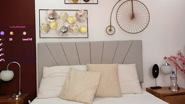 Snapshot of im_eli1 chatting on 02.19.26 im eli1 online show from 02.19.26