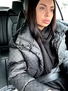 Snapshot of Anna_Nobel chatting on 12.21.25 Anna Nobel online show from 12.21.25