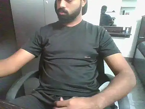 Snapshot of lovelyakash69 chatting on 09.24.25 lovelyakash69 online show from 09.24.25