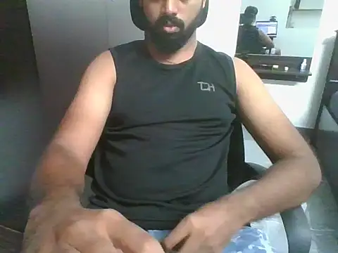 Snapshot of lovelyakash69 chatting on 10.06.25 lovelyakash69 online show from 10.06.25