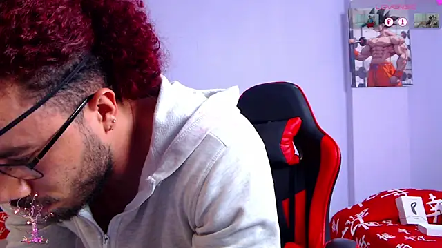 Snapshot of pirata_fitness chatting on 10.10.25 pirata fitness online show from 10.10.25